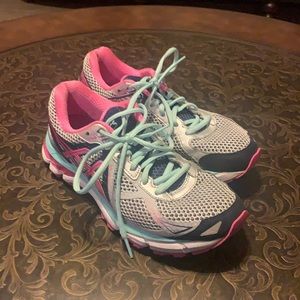 ASICS dynamic duo max shoes